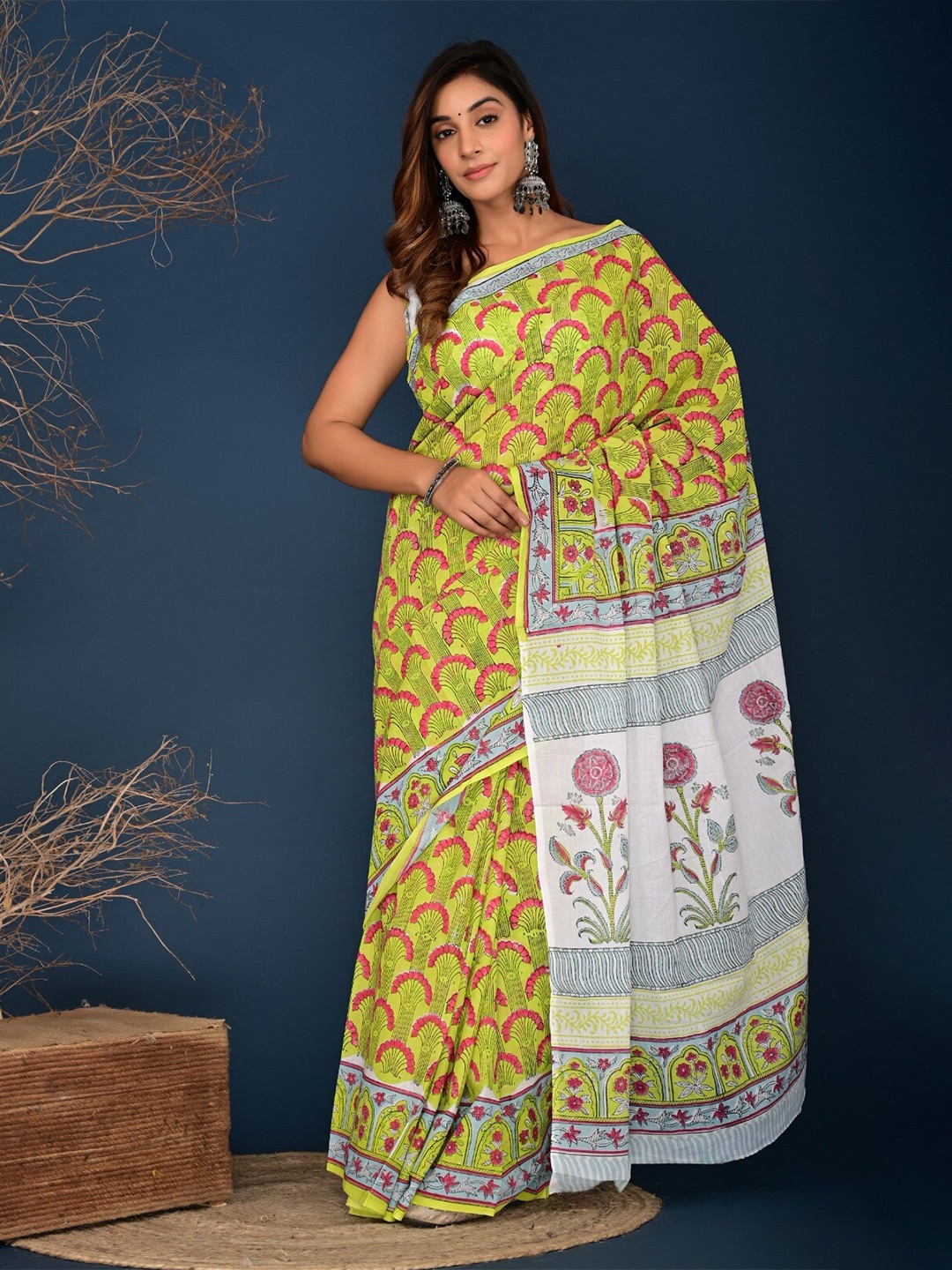 

KIAARON Ethnic Motifs Pure Cotton Block Print Saree, Yellow