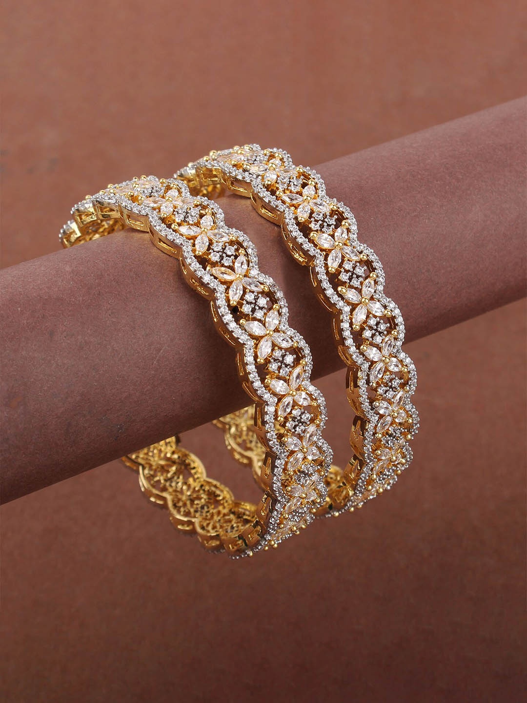 

Mirana Set Of 2 Gold Plated American Diamond Studded Bangles