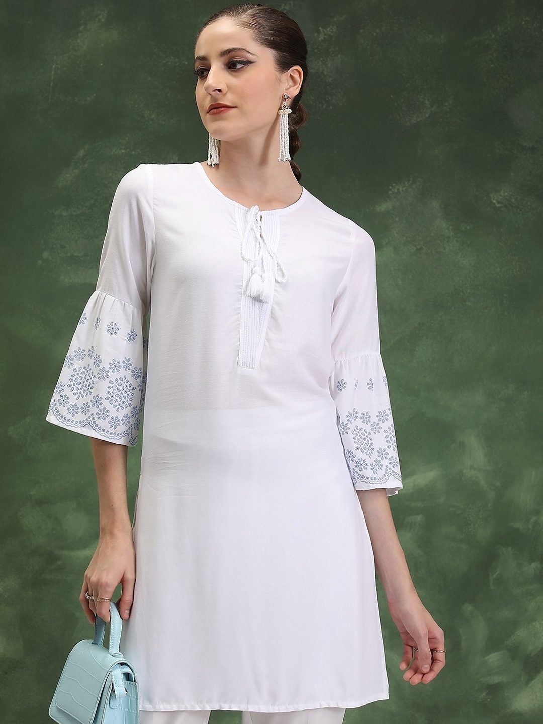 

Vishudh Floral Embroidered Flared Sleeves Straight Kurti, White