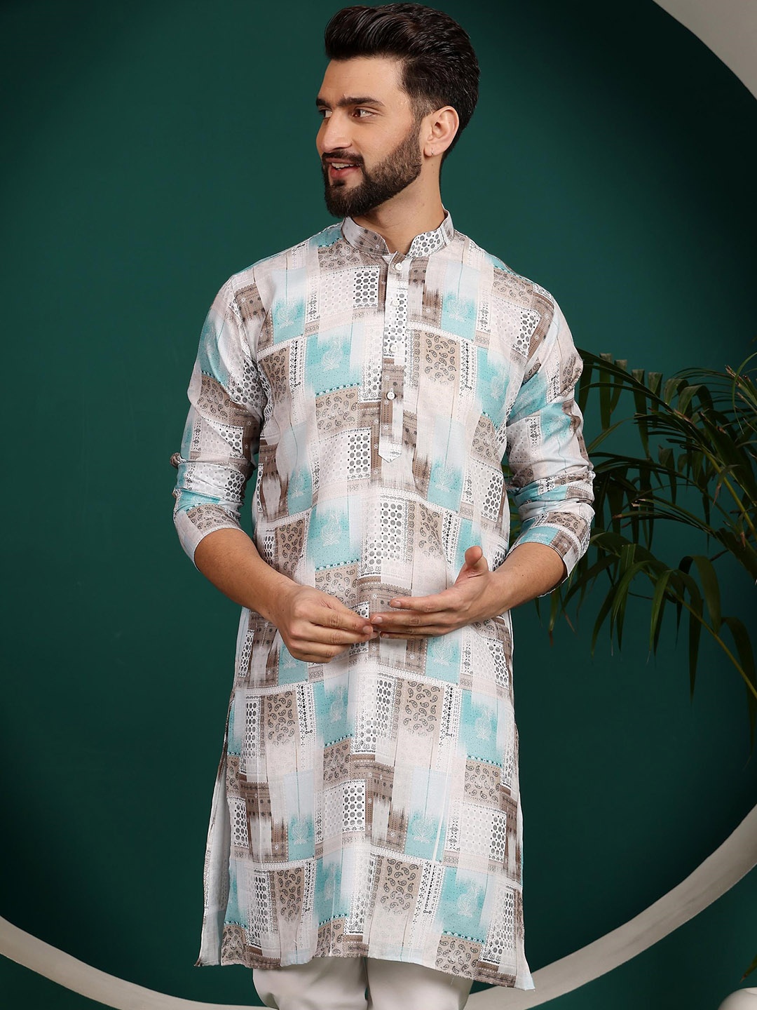 

Armaan Ethnic Abstract Printed Mandarin Collar Long Sleeves Straight Kurta, Green