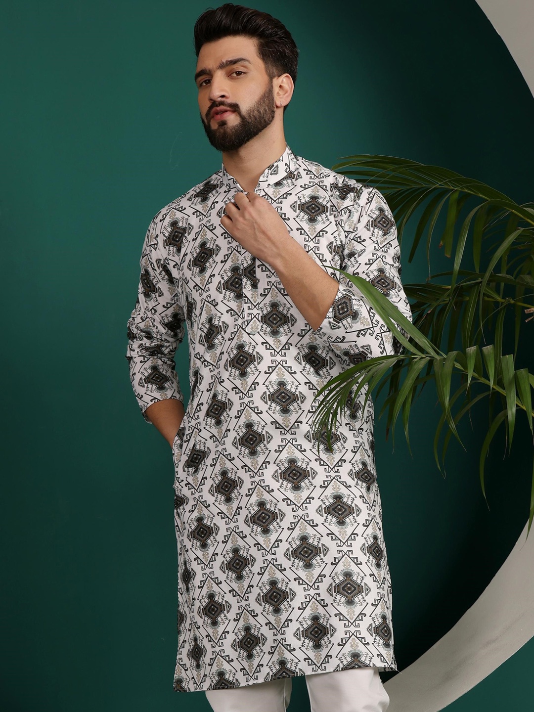 

Armaan Ethnic Floral Printed Mandarin Collar Cotton Straight Kurta, Multi