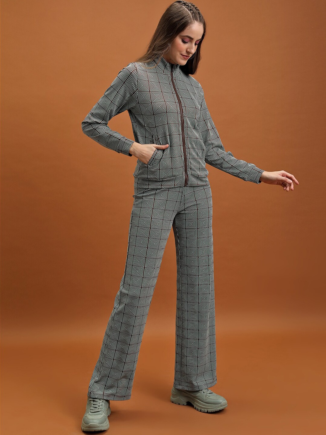 

Tokyo Talkies Jacquard Printed Mock-Collar Jacket With Trouser Co-Ords, Green
