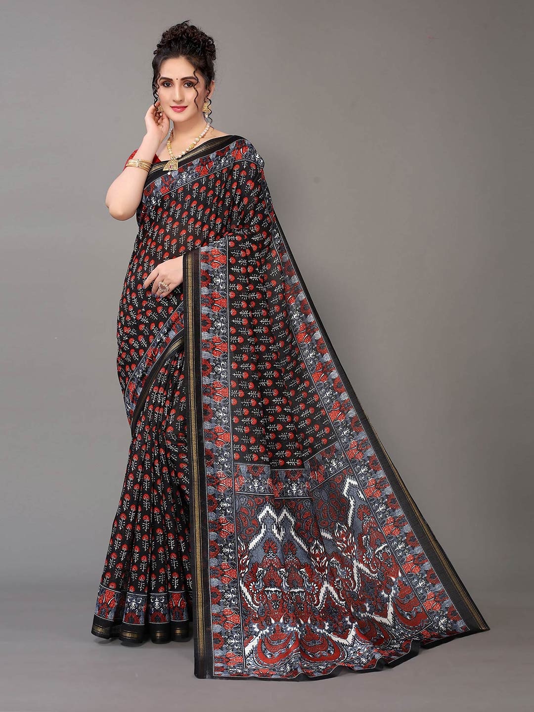 

Shaily Black & Red Floral Printed Zari Saree