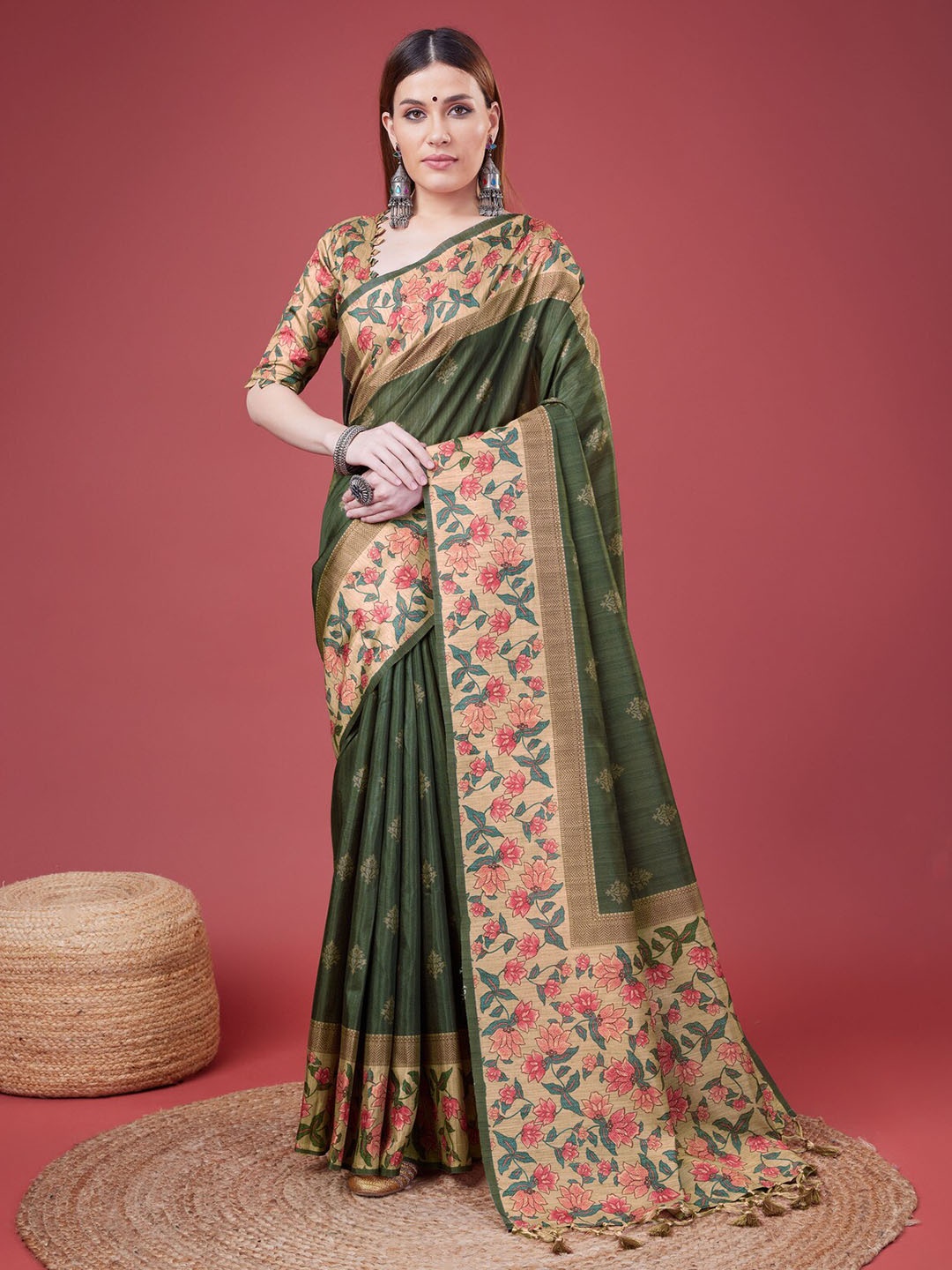 

DOI MOI Ethnic Motifs Printed Banarasi Saree, Green