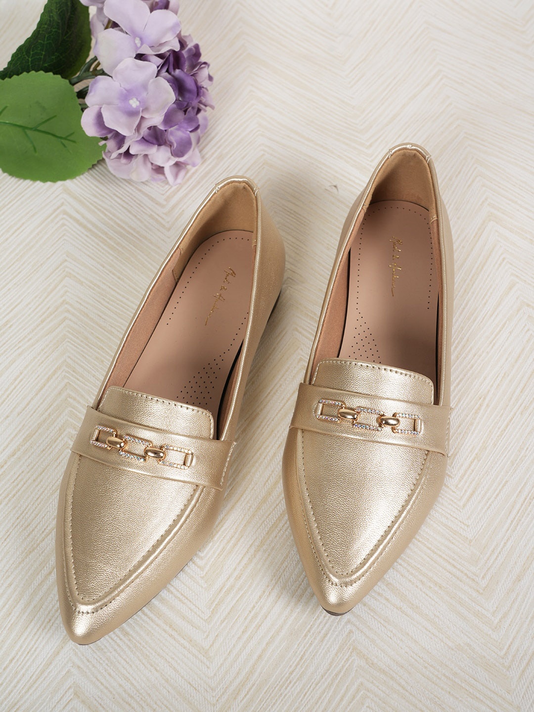 

Mast & Harbour Gold-Toned Pointed Toe Buckle Detail Ballerinas