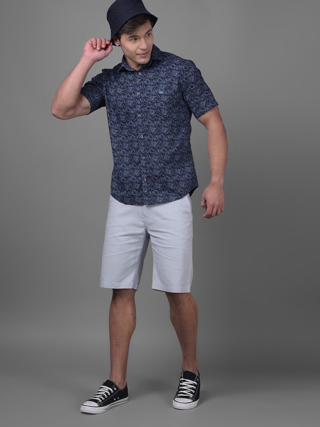 

Crimsoune Club Classic Slim Fit Abstract Printed Opaque Cotton Casual Shirt, Blue