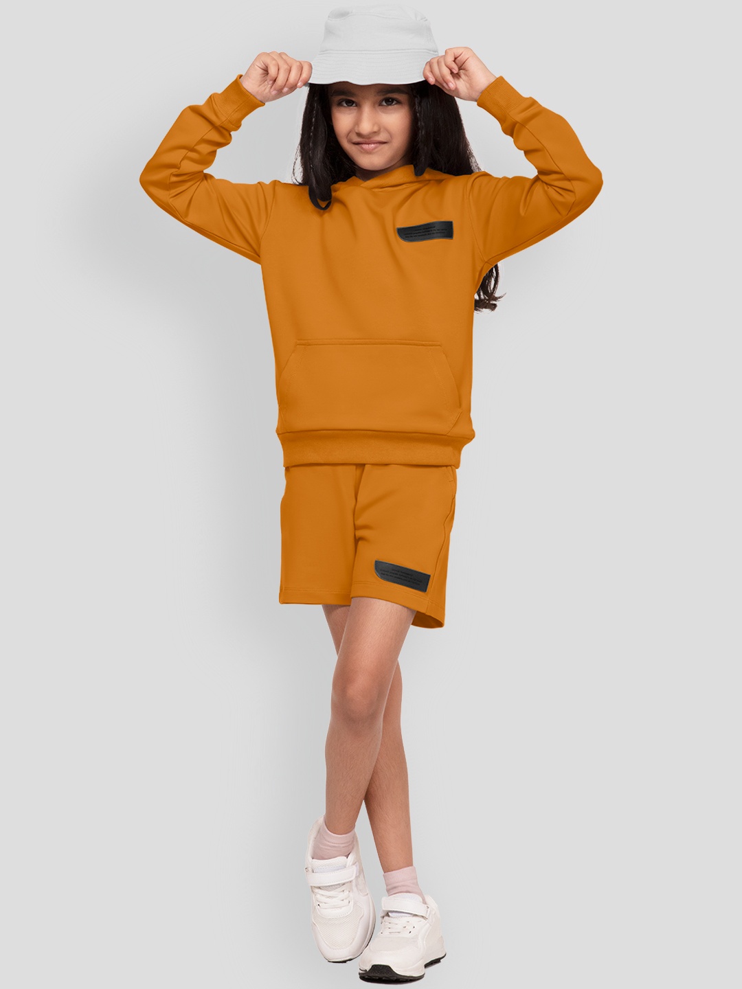 

PANGOLIN Girls Hooded Fleece Pullover Sweatshirt, Brown