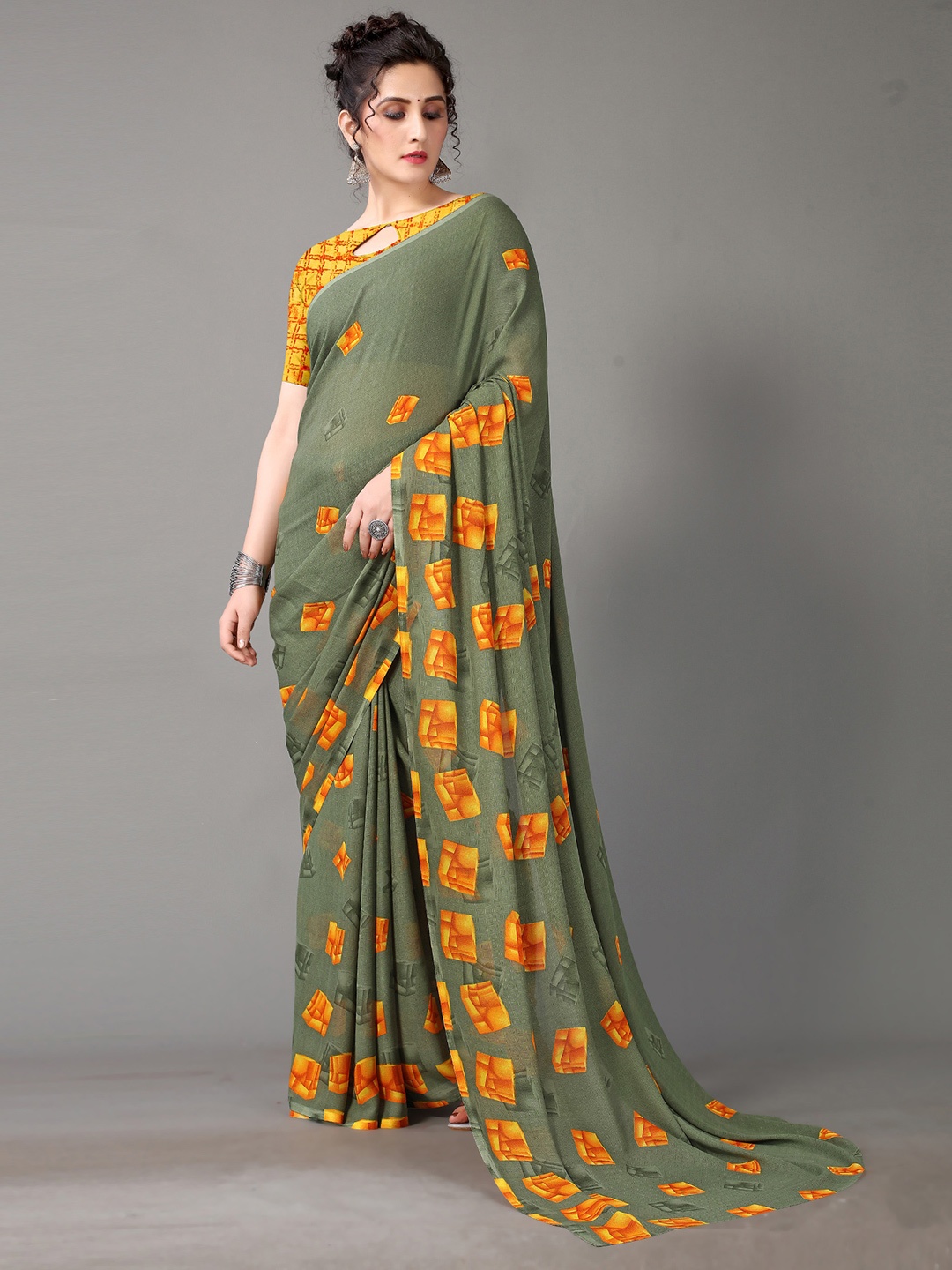 

KALINI Geometric Printed Saree, Green