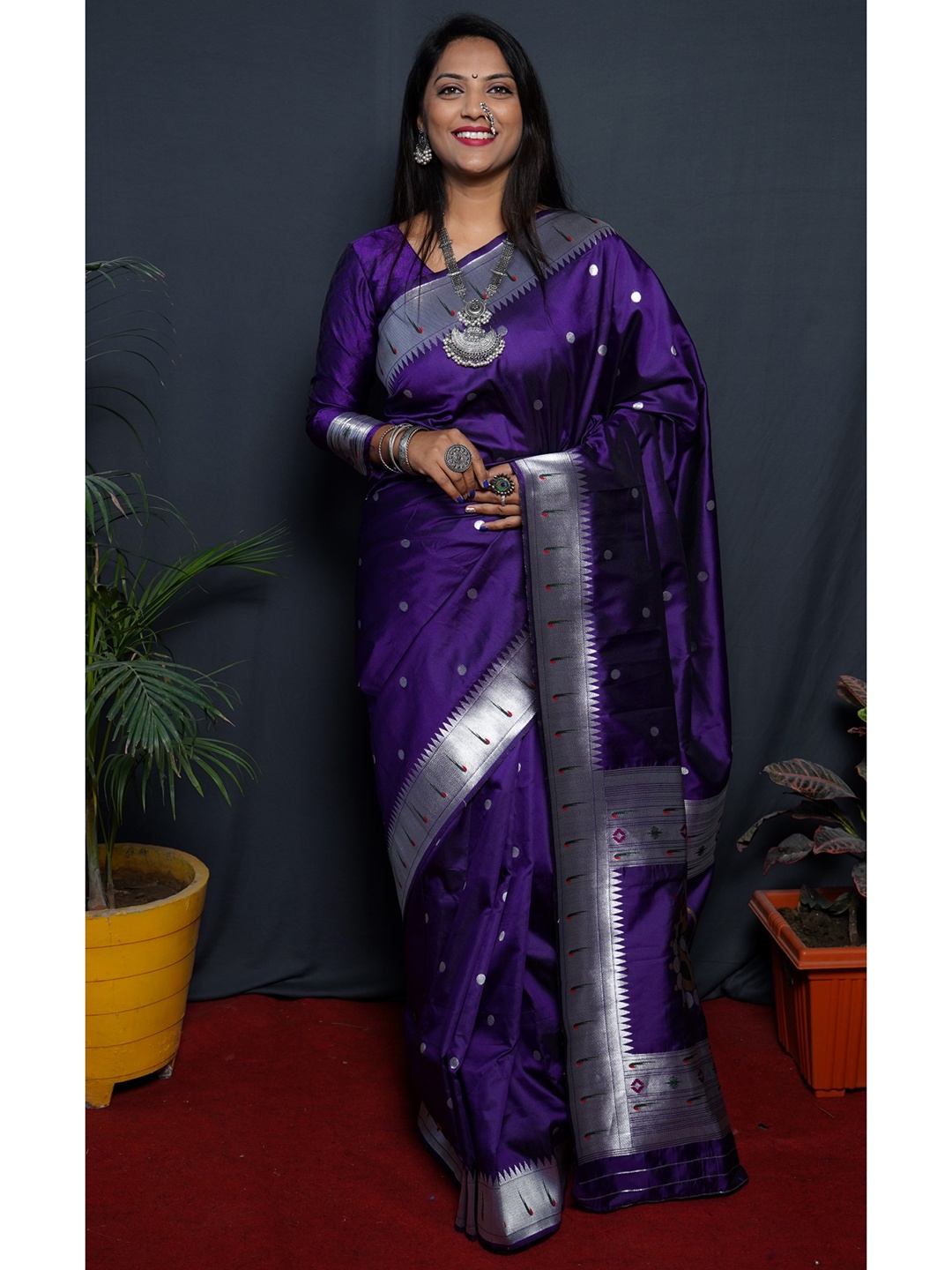 

Glorisa Woven Design Zari Paithani Saree, Purple
