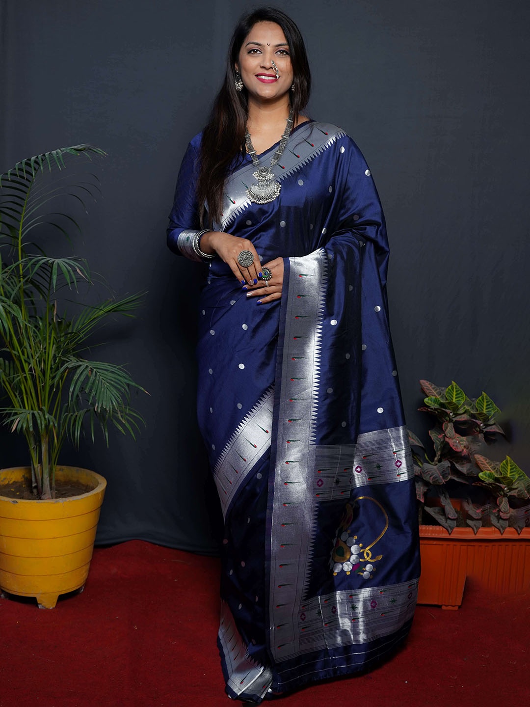 

Glorisa Ethnic Woven Design Polka Dot Zari Paithani Saree, Navy blue