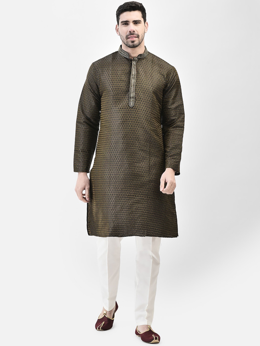 

SG LEMAN Mandarin Collar Long Sleeves Regular Thread Work Kurta with Pyjamas, Black