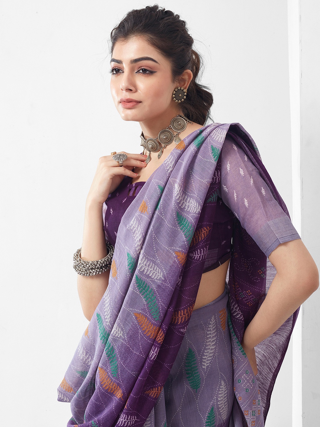 

KALINI Ethnic Motifs Printed Zari Saree, Purple