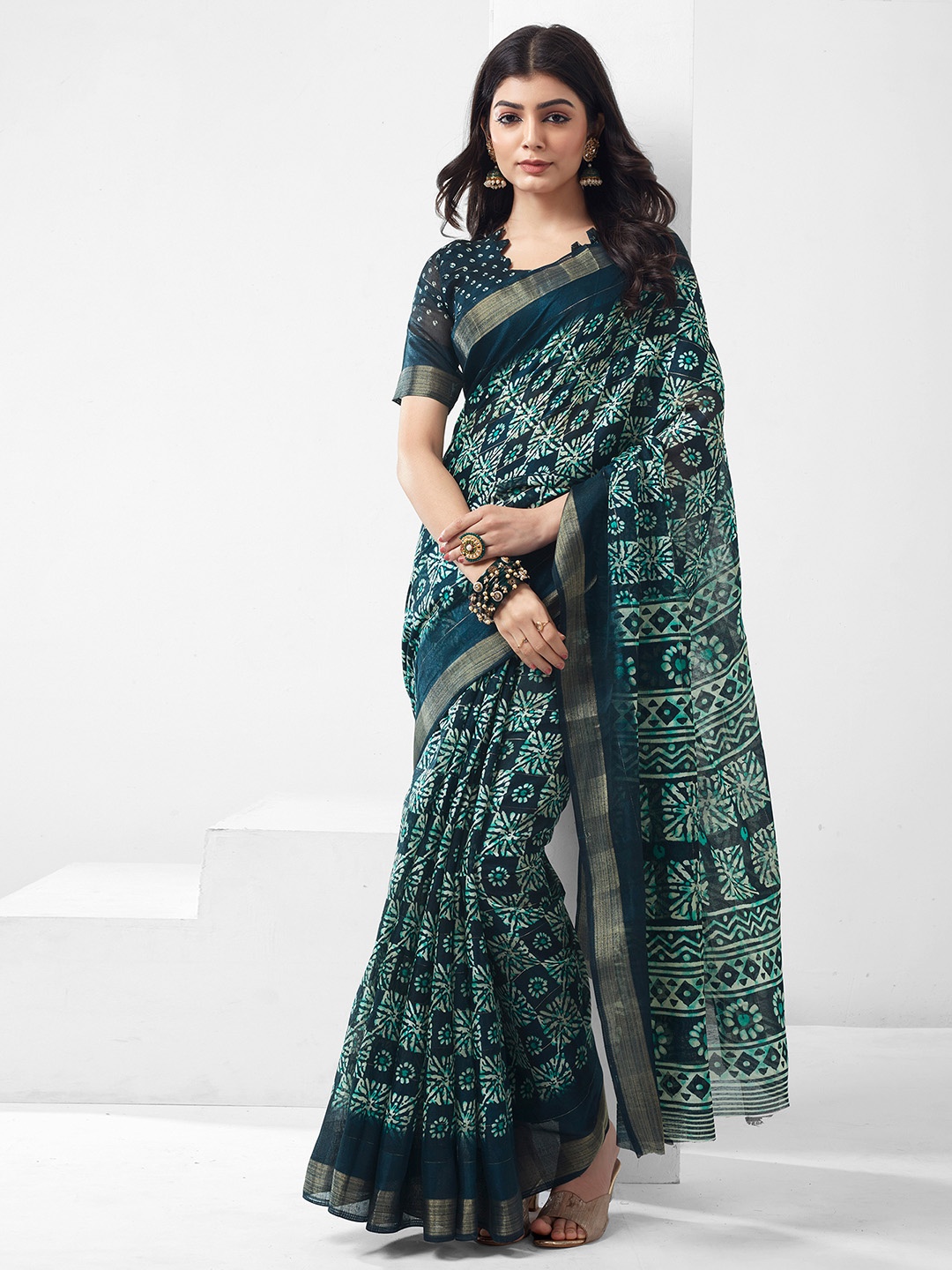 

KALINI Batik Printed Zari Saree, Blue