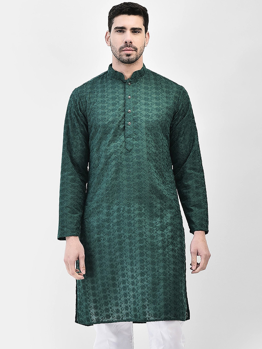 

SG LEMAN Mandarin Collar Long Sleeves Thread Work Kurta, Green