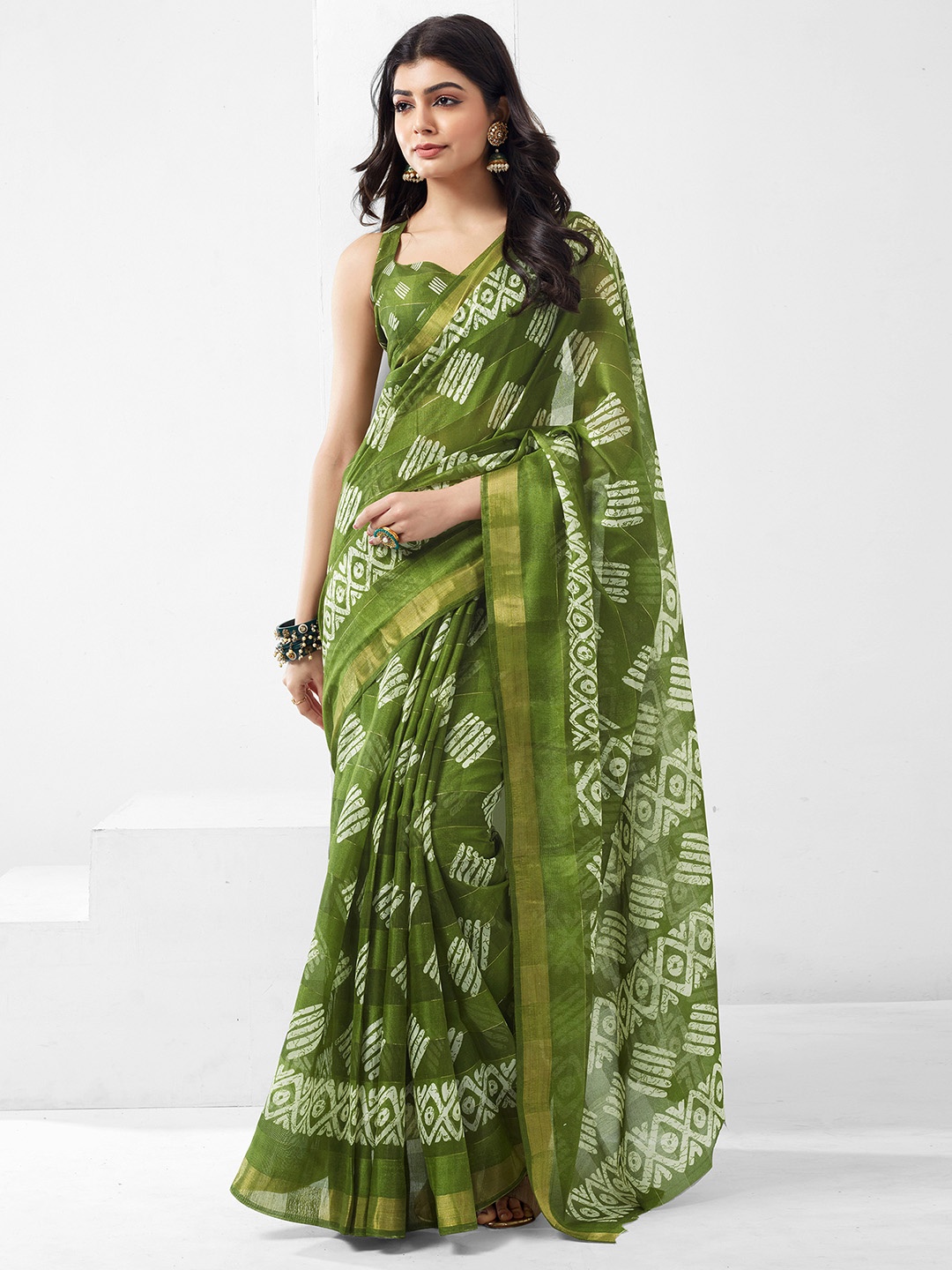 

KALINI Batik Printed Zari Bagh Saree, Green