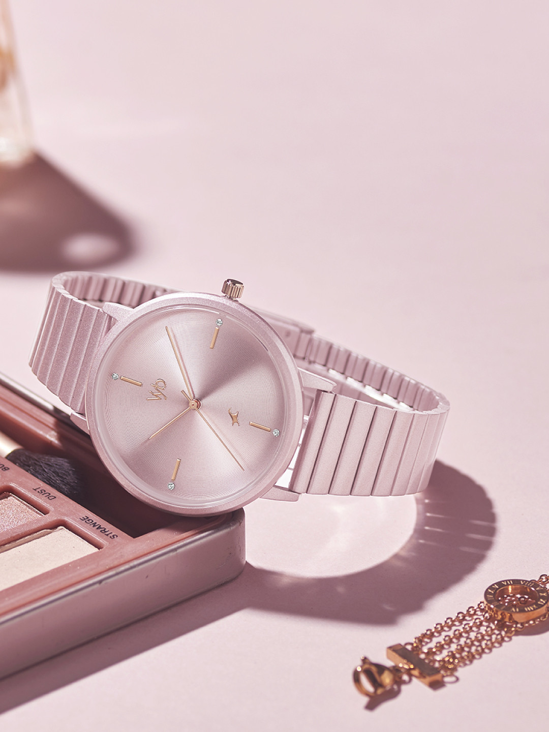 

Fastrack Women Stainless Steel Bracelet Style Straps Analogue Watch FV60021KM02W, Pink