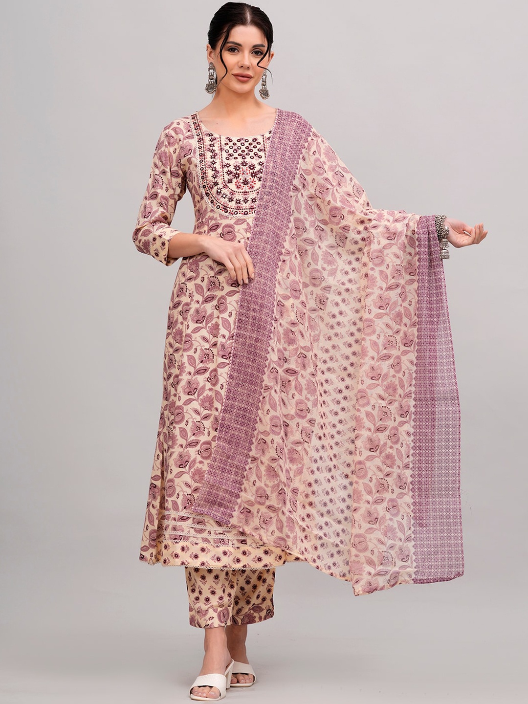 

KALINI Floral Printed Regular Kurta With Trousers & Dupatta, Purple