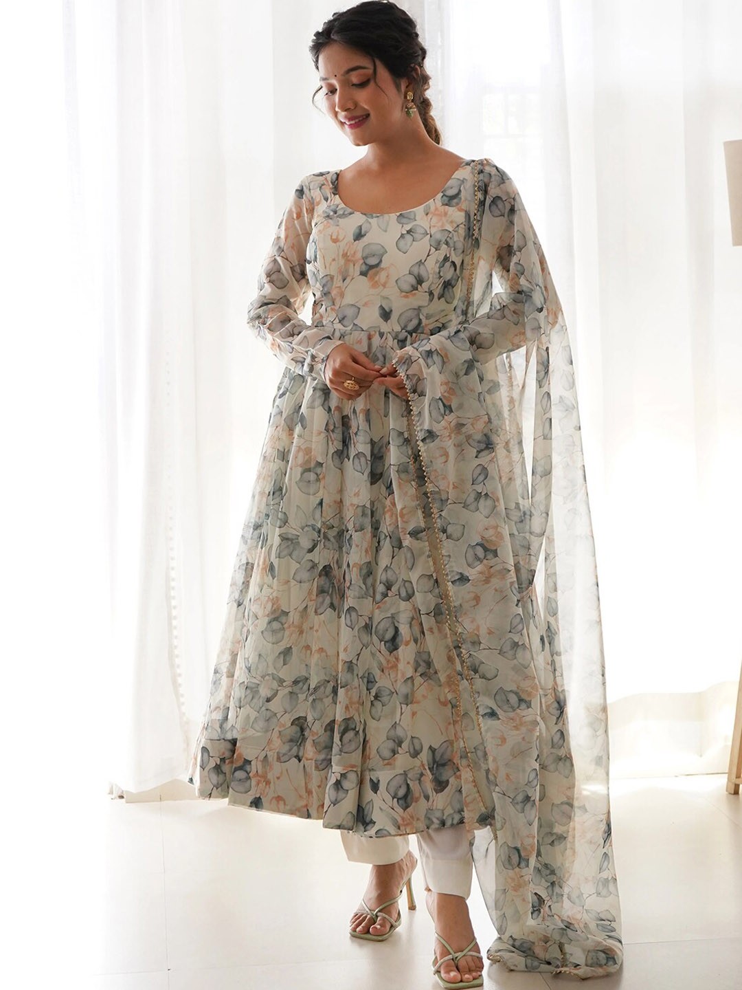

KALINI Floral Printed Organza Anarkali Kurta With Dupatta, Grey