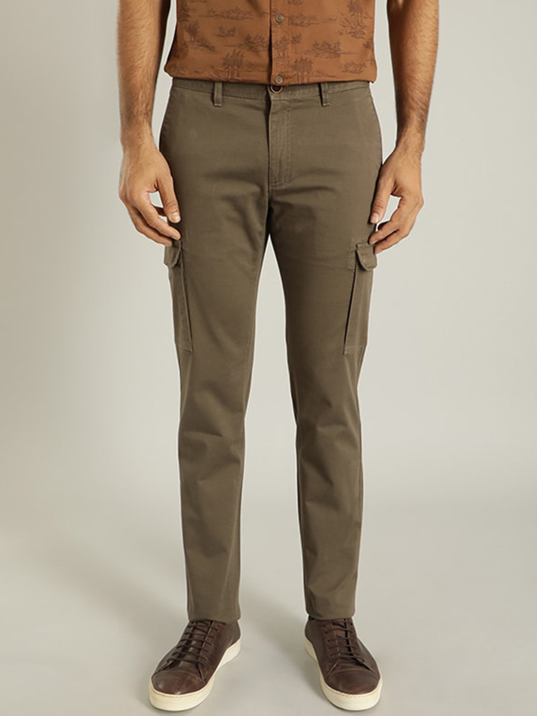 

Indian Terrain Men Brooklyn Mid Rise Slim Fit Cargos Trousers, Khaki