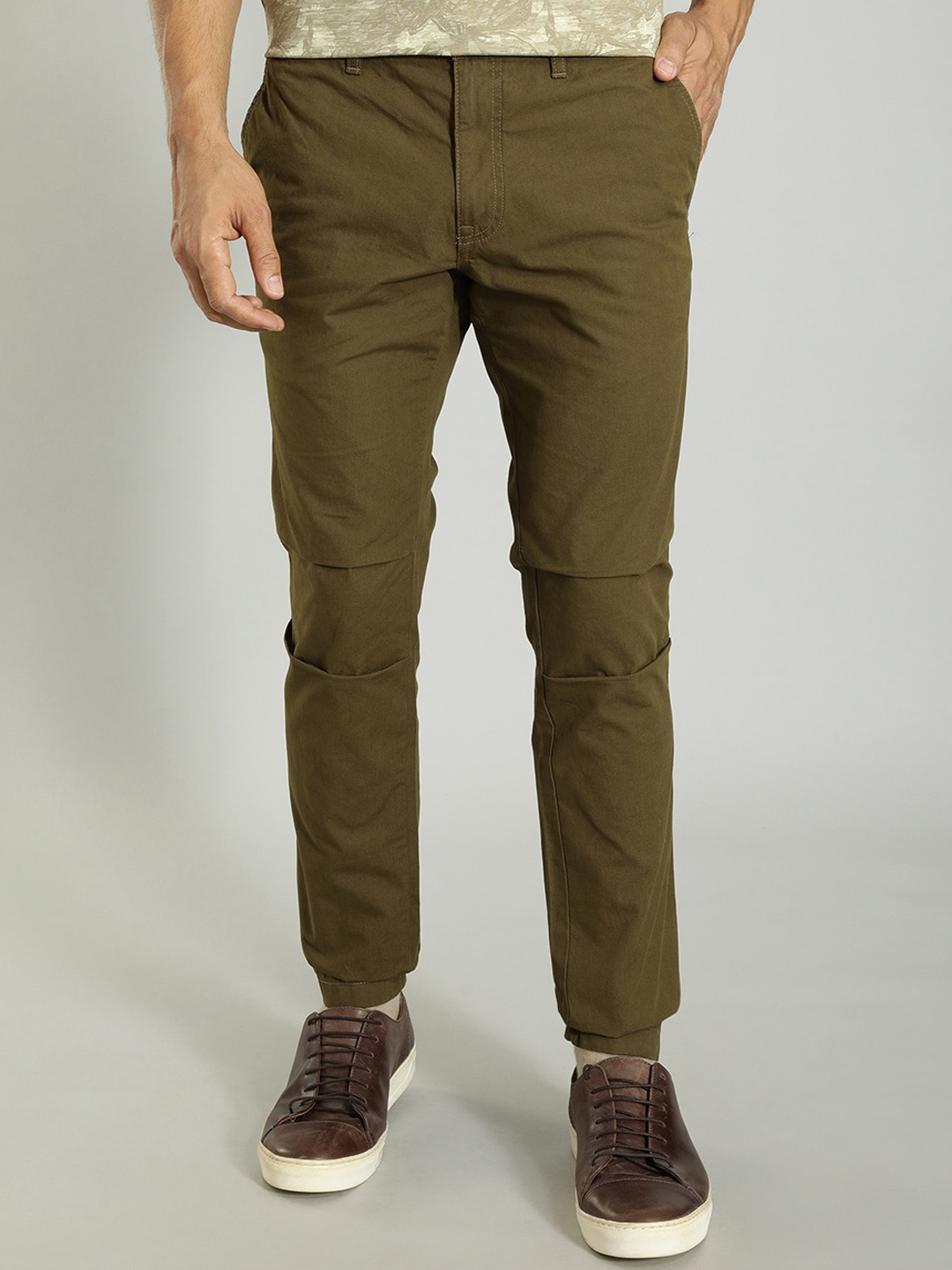 

Indian Terrain Men Cotton Urban - C Tapered Fit Mid-Rise Trouser, Green