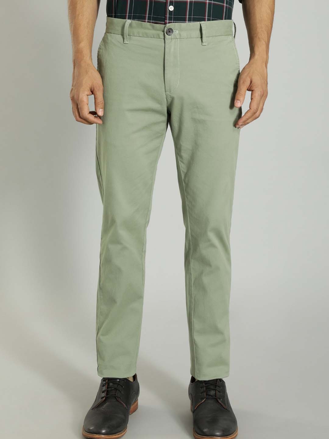 

Indian Terrain Men Brooklyn Cotton Slim Fit Chinos Trousers, Green