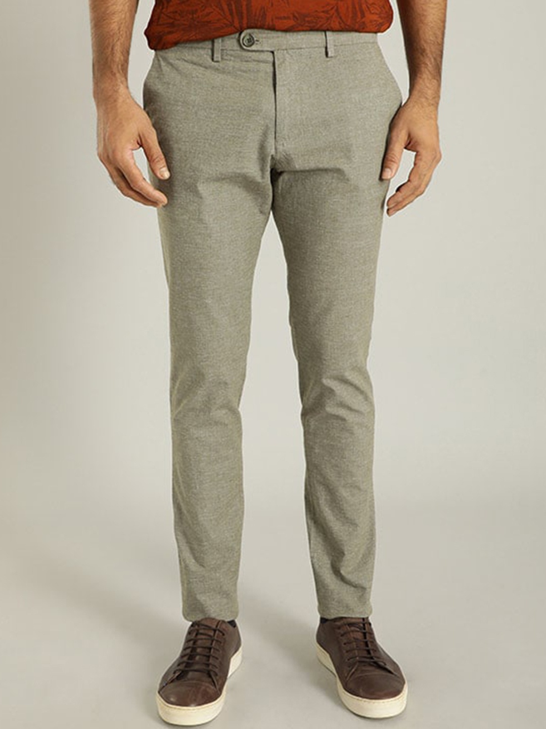 

Indian Terrain Men Urban Tapered Fit Mid-Rise Trouser, Green