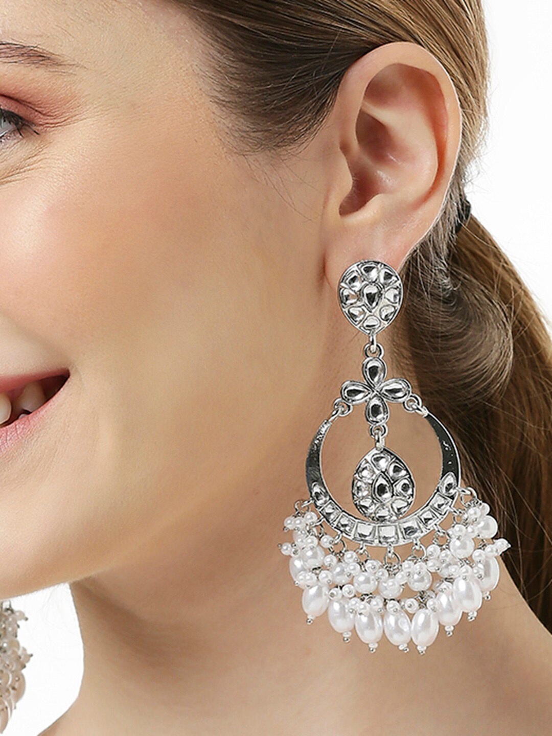 

OOMPH Kundan-Studded Floral Chandbalis, Silver