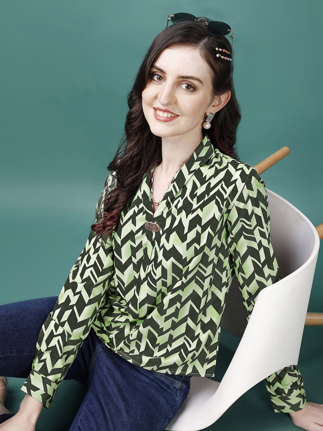 

KALINI Geometric Printed Shawl Collar Puffed Sleeves Shirt Style Top, Green