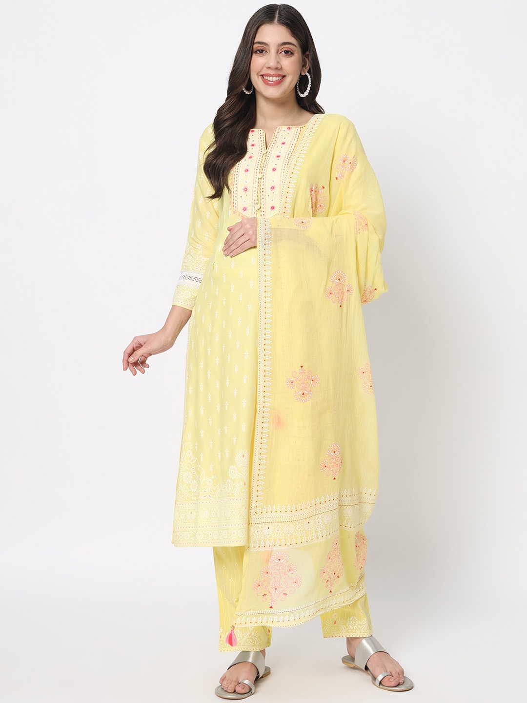 

mumzhug Floral Embroidered Round Neck Maternity Kurta with Trousers & Dupatta, Yellow