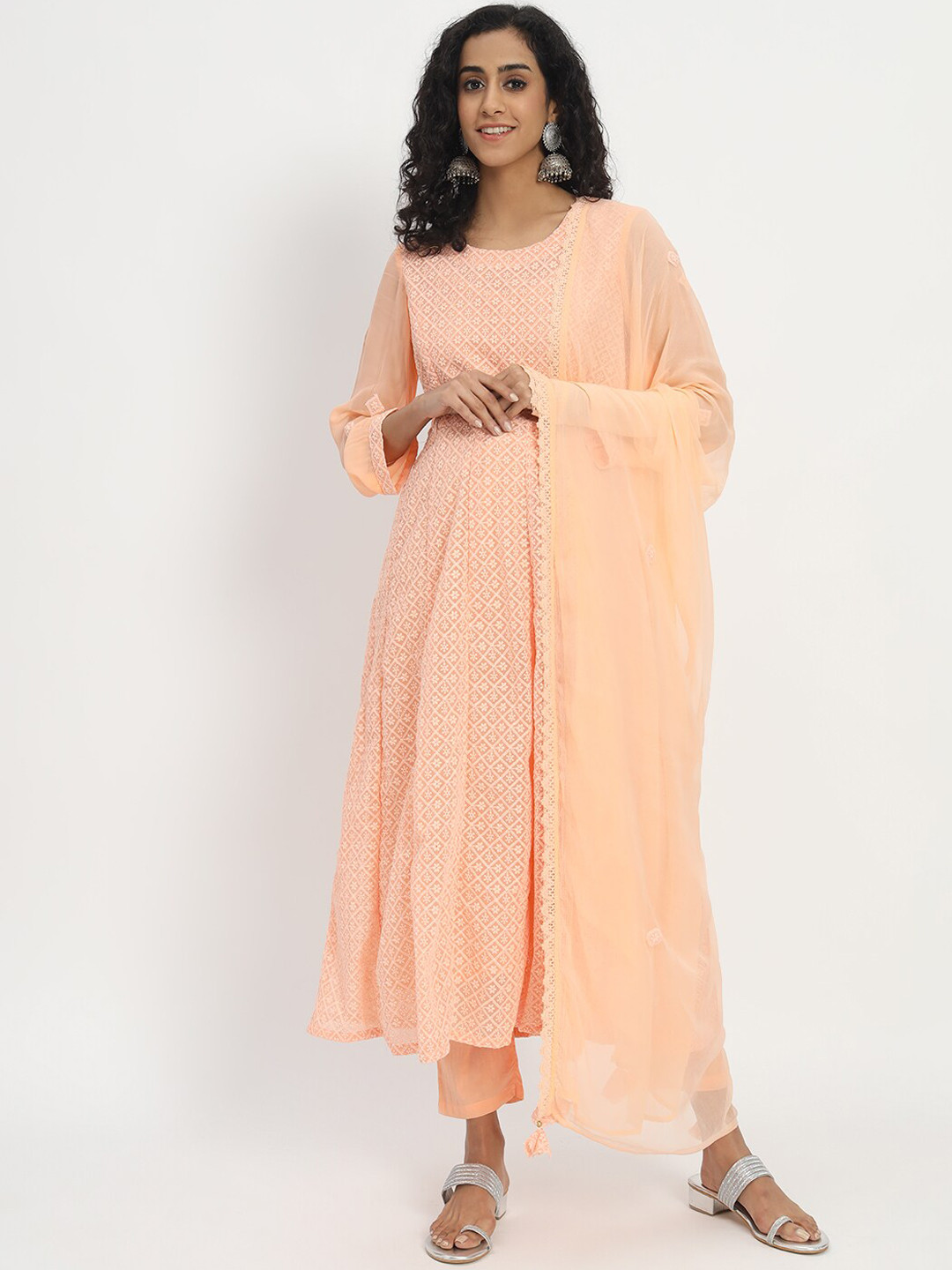 

mumzhug Floral Embroidered Regular Kurta with Trousers & Dupatta, Orange