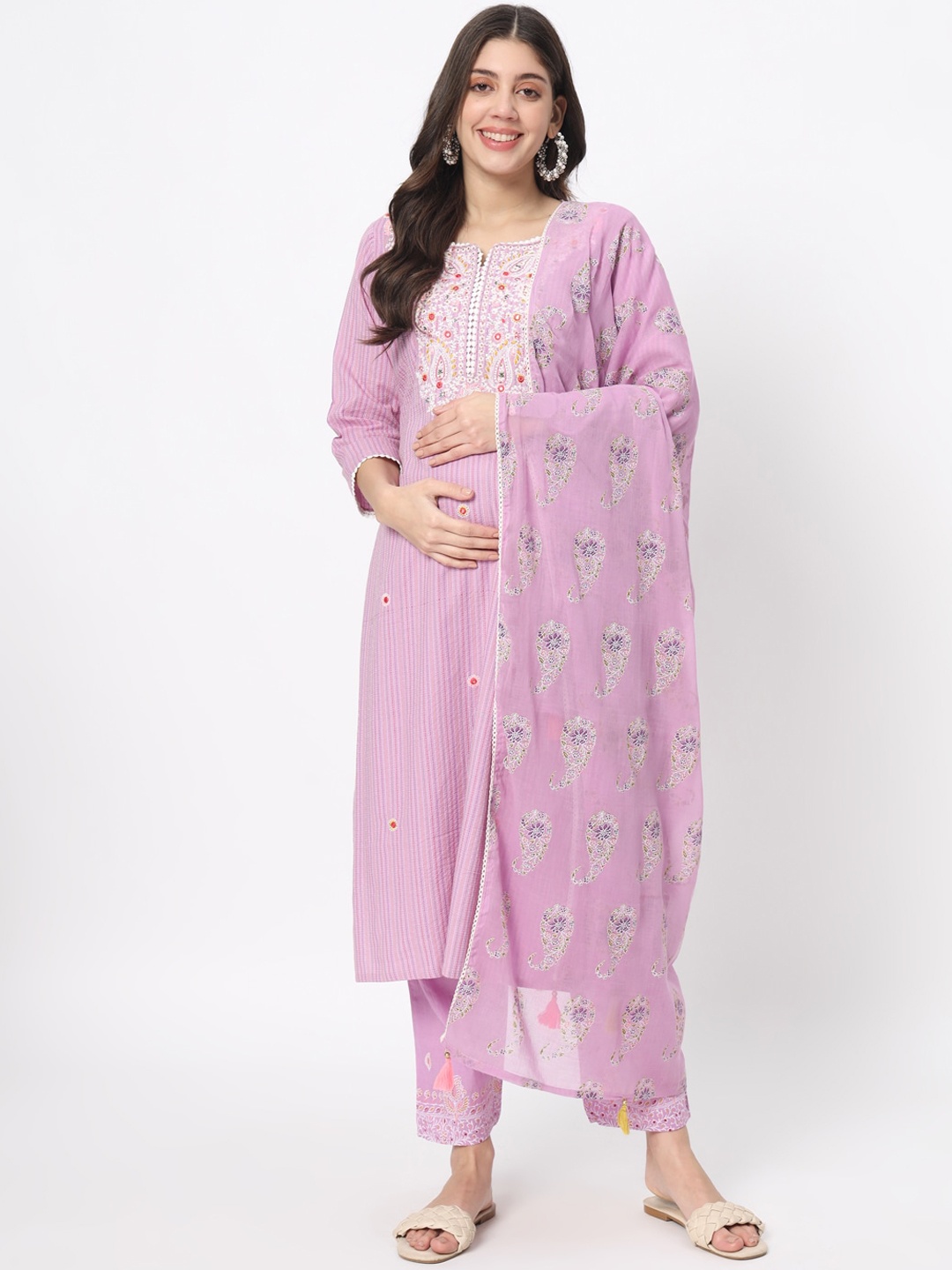 

mumzhug Ethnic Motifs Embroidered Notched Neck Maternity Kurta with Trousers & Dupatta, Lavender