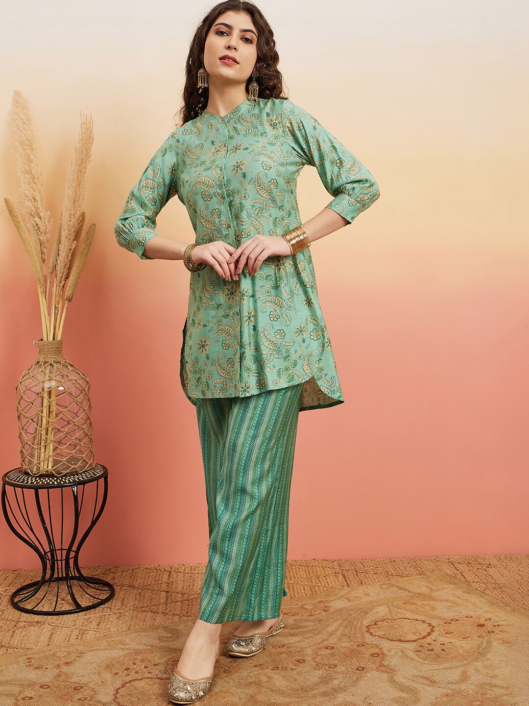 

Sangria Floral Printed A-Line Kurti With Palazzo Set, Green