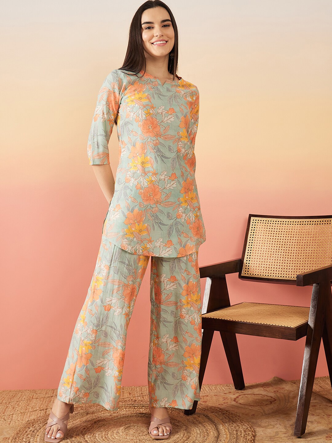 

Sangria Floral Printed Tie Up Neck Ethnic Top With Palazzos, Green