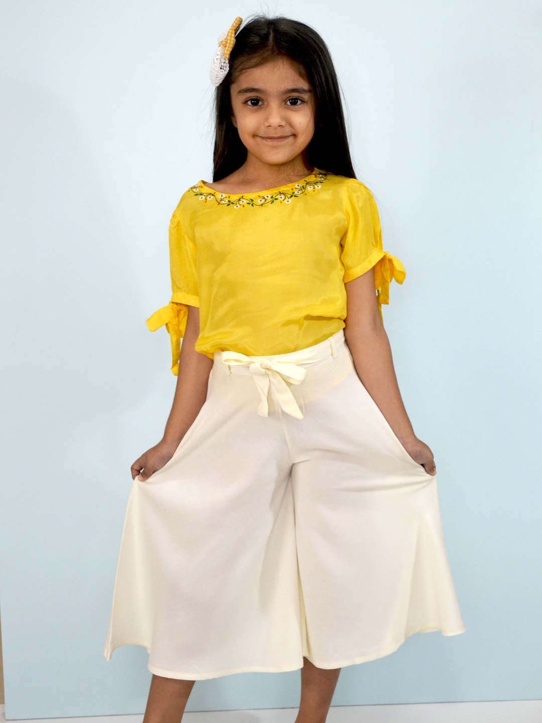 

BAESD Girls Flared Cotton Capris With Tie-Up Belt, Off white
