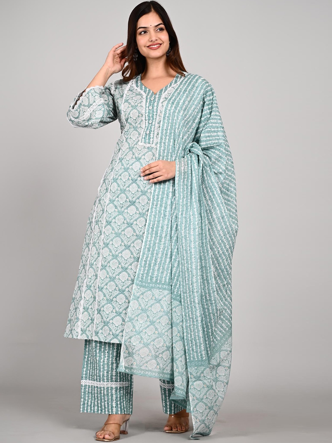 

FABISTA Floral Printed Straight Pure Cotton Kurta With Trousers & Dupatta, Green