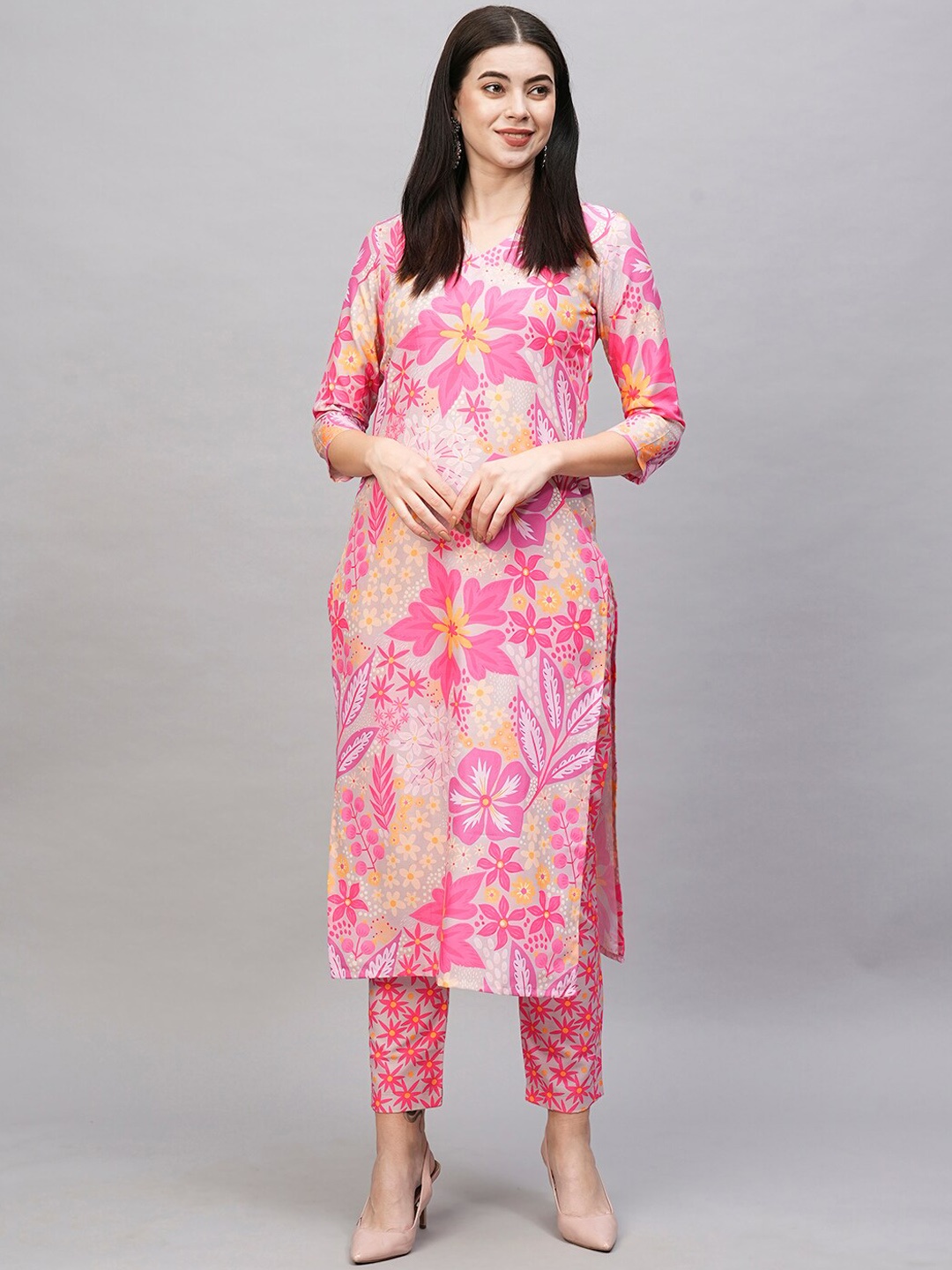 

KALINI Floral Printed V Neck Three-Quarter Sleeves Cotton Kurta with Trousers, Pink