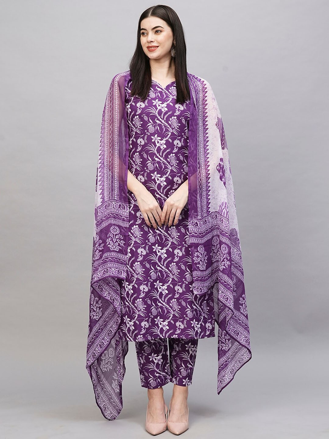 

KALINI Floral Printed Regular Kurta With Trousers & Dupatta, Purple