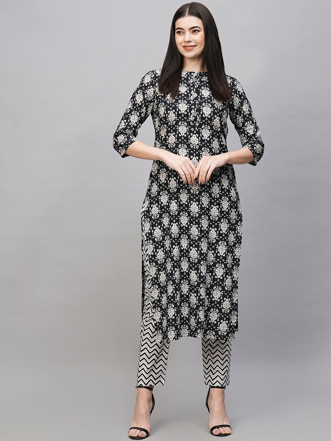 

KALINI Ethnic Motifs Printed Band Collar Three-Quarter Sleeves Pure Cotton Kurta Set, Black