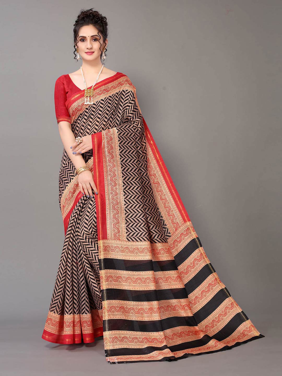 

HRITIKA Woven Design Printed Zari Saree, Black