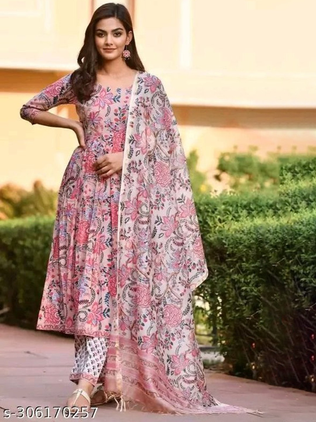 

SHIJILA Floral Printed Empire Kurta with Patiala & Dupatta, Pink