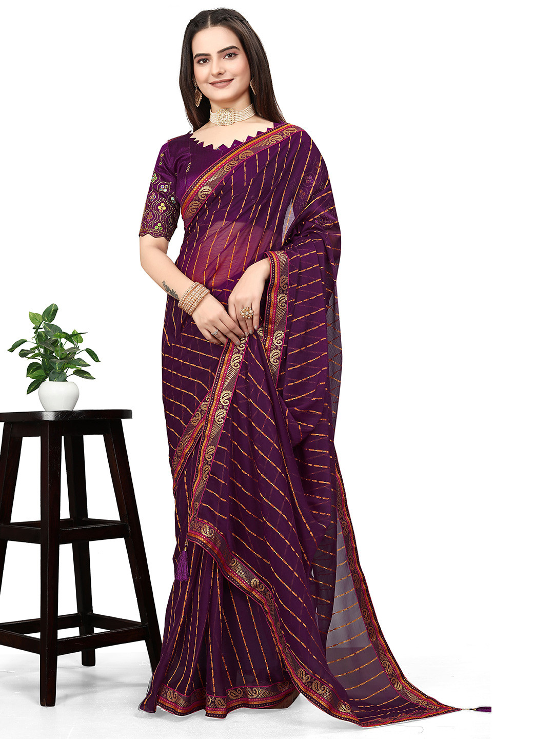 

ZELZIS Leheriya Printed Zari Saree With Tassels, Purple