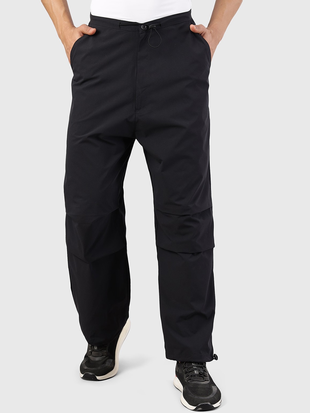 

FUAARK Men Relaxed Fit Mid Rise Antimicrobial Sports Track Pants, Black