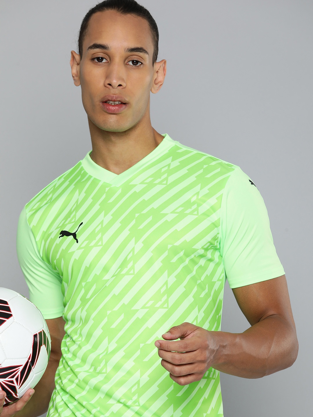

Puma Men Printed Team Ultimate Football Slim Fit dryCELL T-shirt, Green