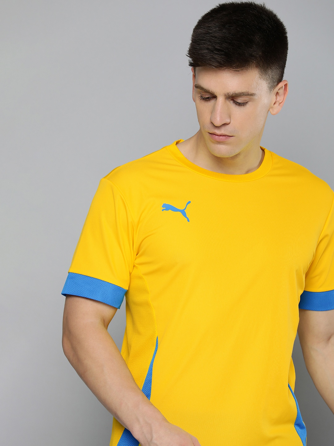 

Puma Men TeamGOAL Matchday Football T-shirt, Yellow