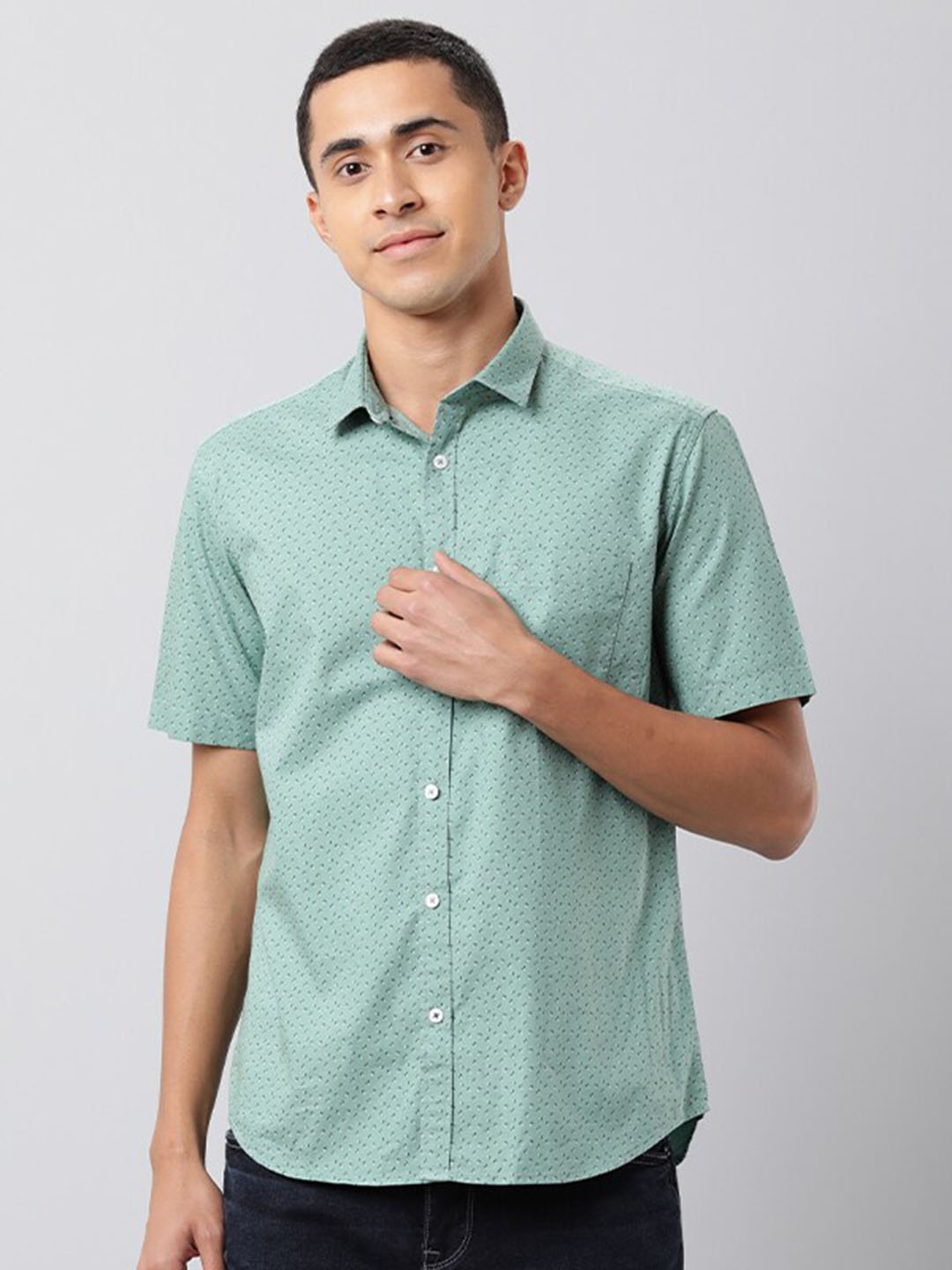 

Indian Terrain Printed Spread Collar Short Sleeves Casual Shirt, Green