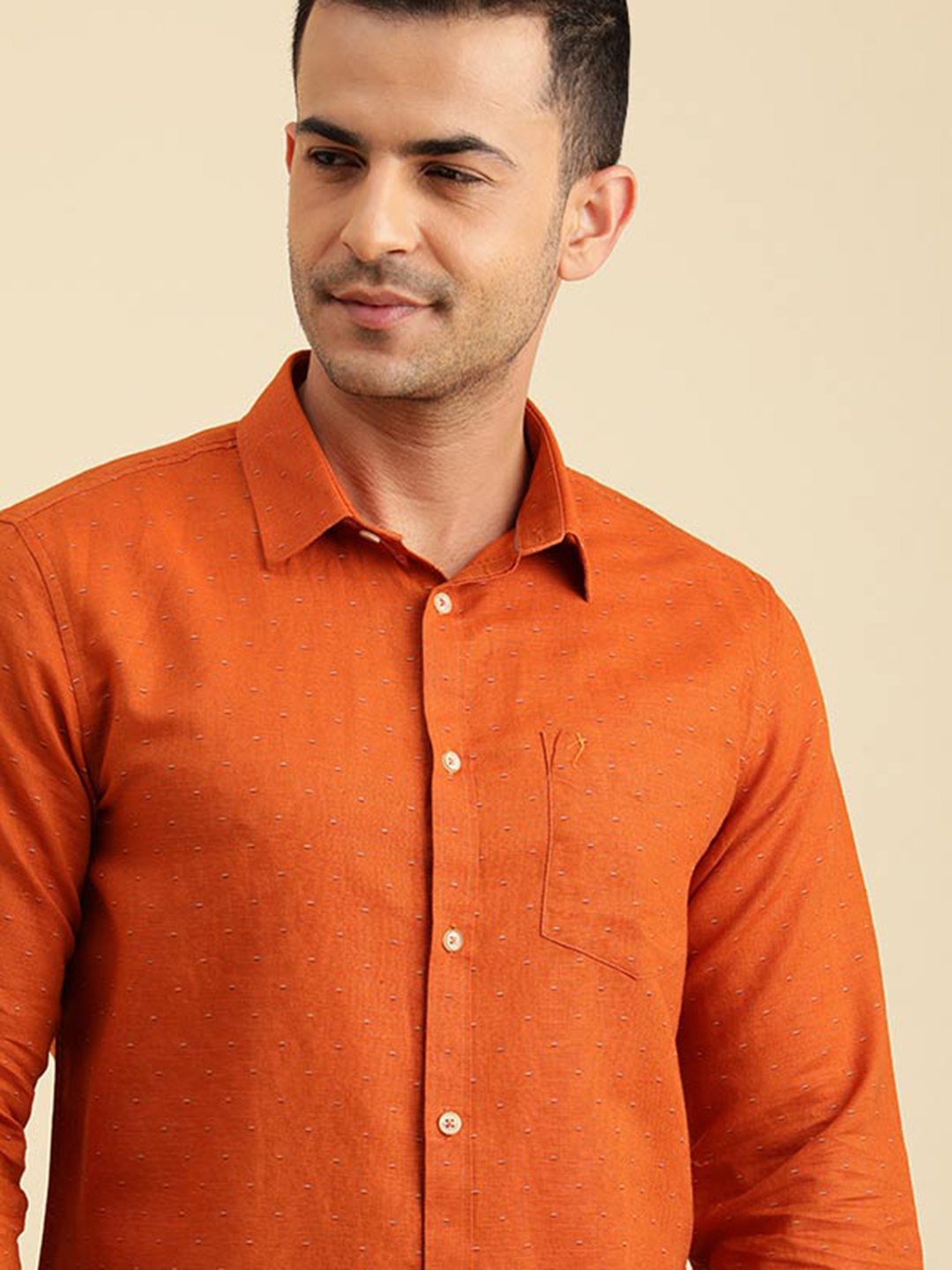 

Indian Terrain Textured Casual Shirt, Rust