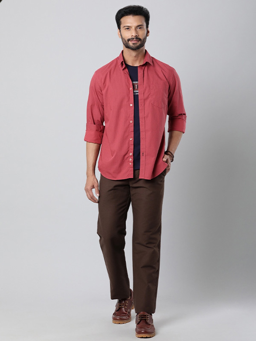 

Indian Terrain Spread Collar Chest Pocket Full Sleeves Cotton Casual Regular Fit Shirt, Red