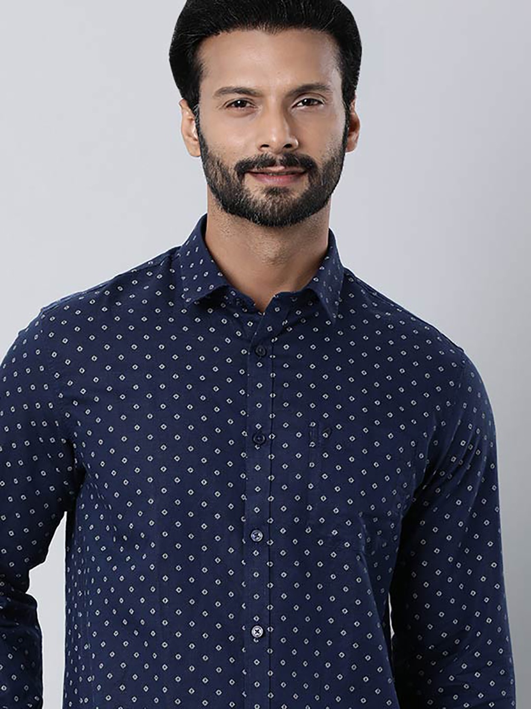 

Indian Terrain Geometric Printed Linen Cotton Casual Shirt, Navy blue