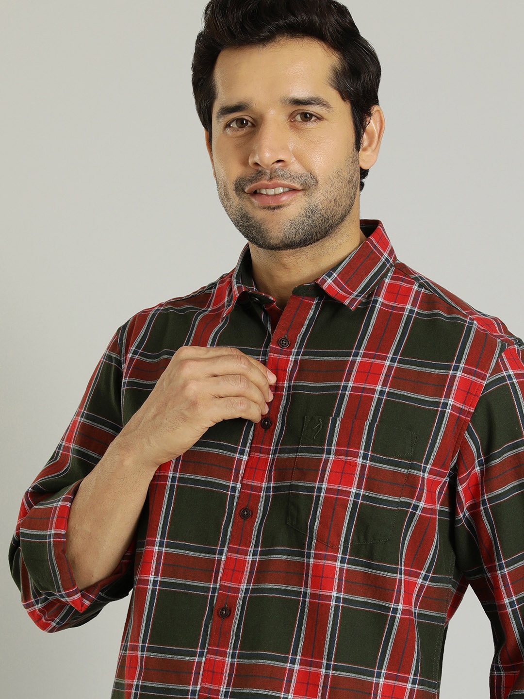 

Indian Terrain Tartan Checked Pure Cotton Casual Shirt, Green