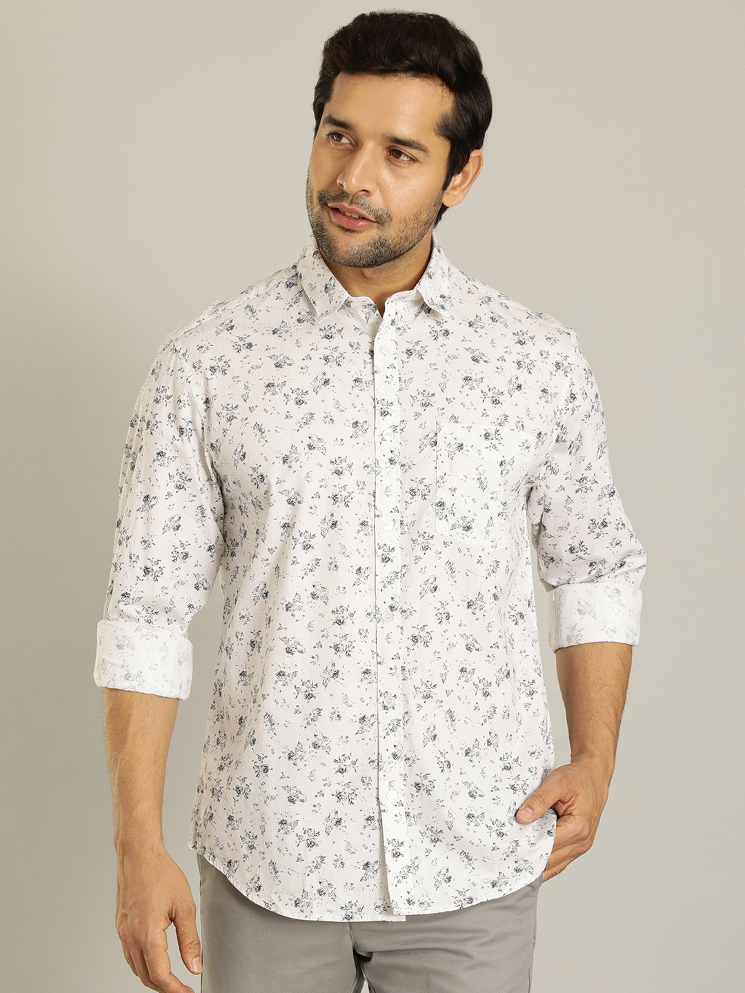 

Indian Terrain Floral Printed Pure Cotton Casual Shirt, White